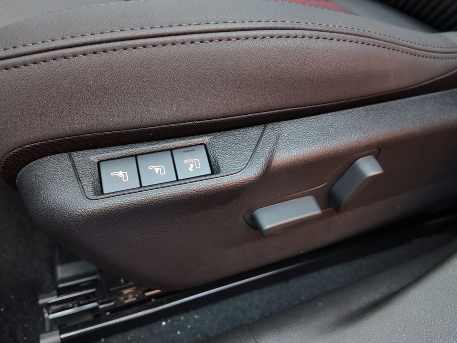 Speciale 1.2 Hybrid 136cv edct6   - Gallotti Auto